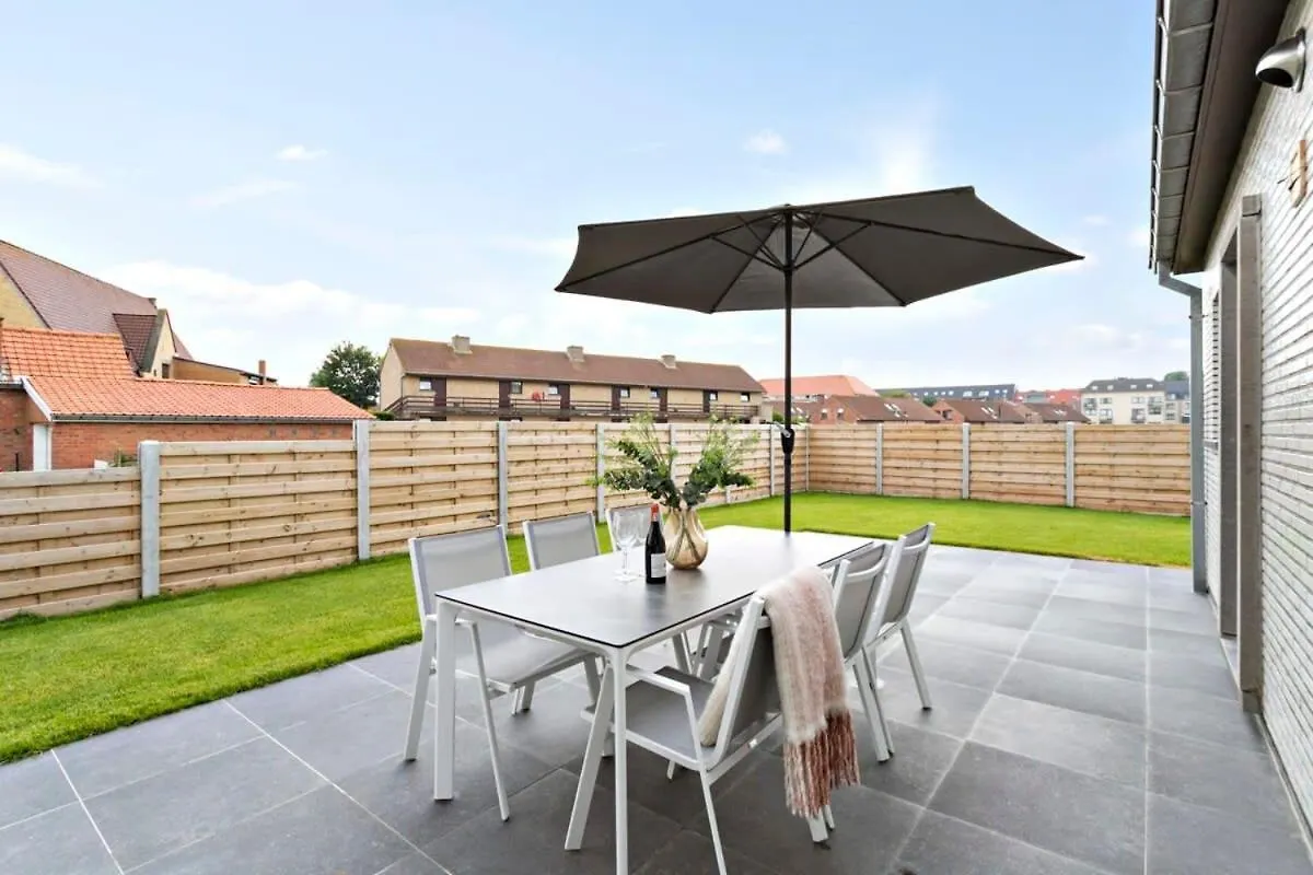 Holiday home Huswell - Spacious Bungalow With Garden Near The Beach & Sea Middelkerke Belgium