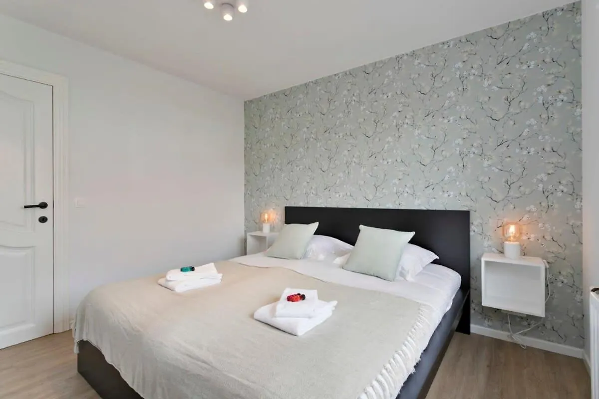 Huswell - Spacious Bungalow With Garden Near The Beach & Sea Middelkerke 0*,